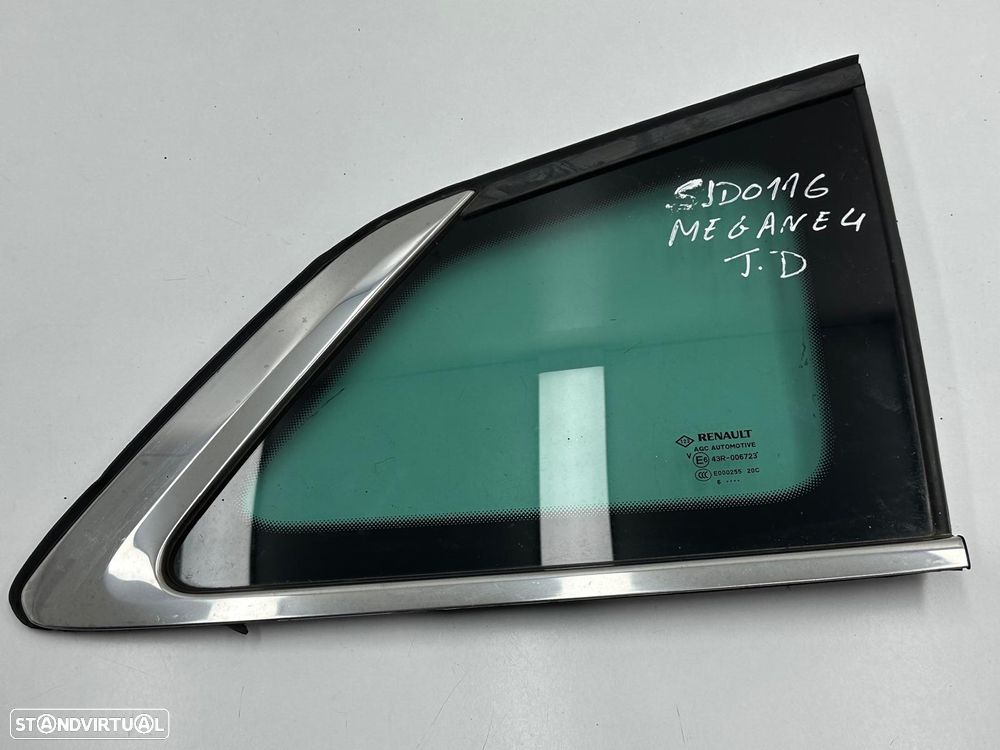 Vidro Painel Trás Direito / Esquerdo - Renault Megane IV (2016) - 2