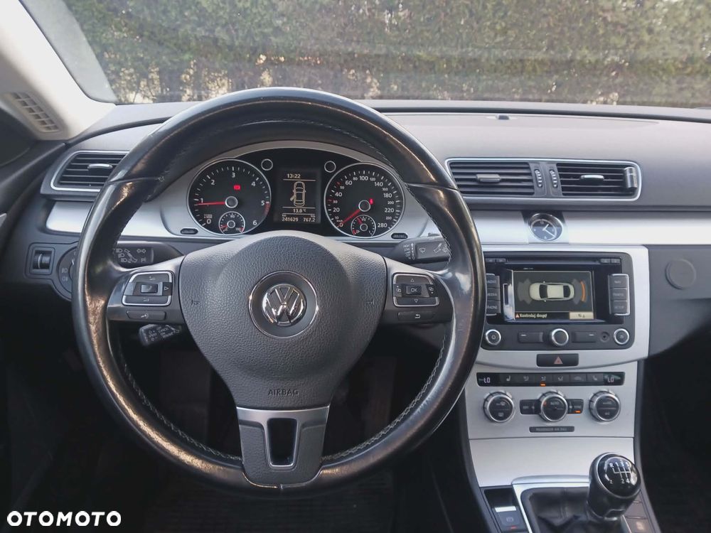 Volkswagen Passat CC 2.0 TDI BlueMotion Technology - 6