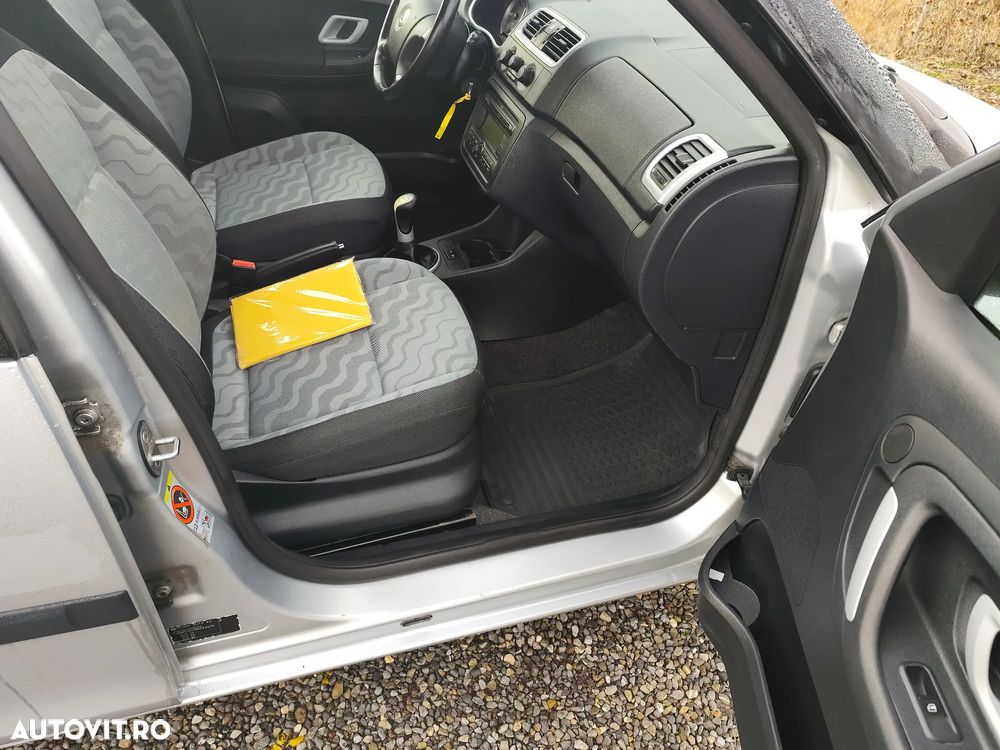 Skoda Roomster 1.4 Comfort - 6