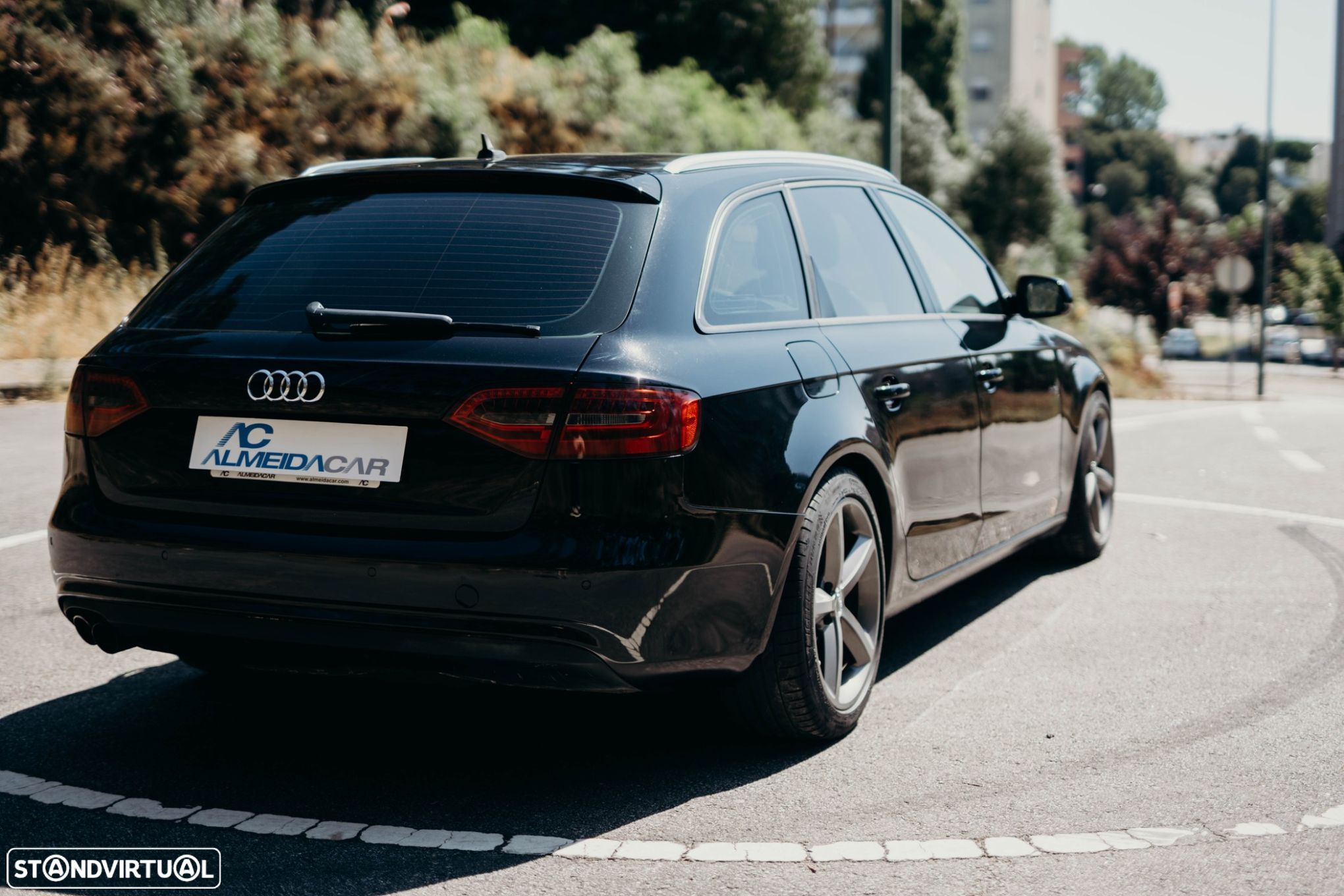 Audi A4 Avant 2.0 TDI Business Line Advance - 15