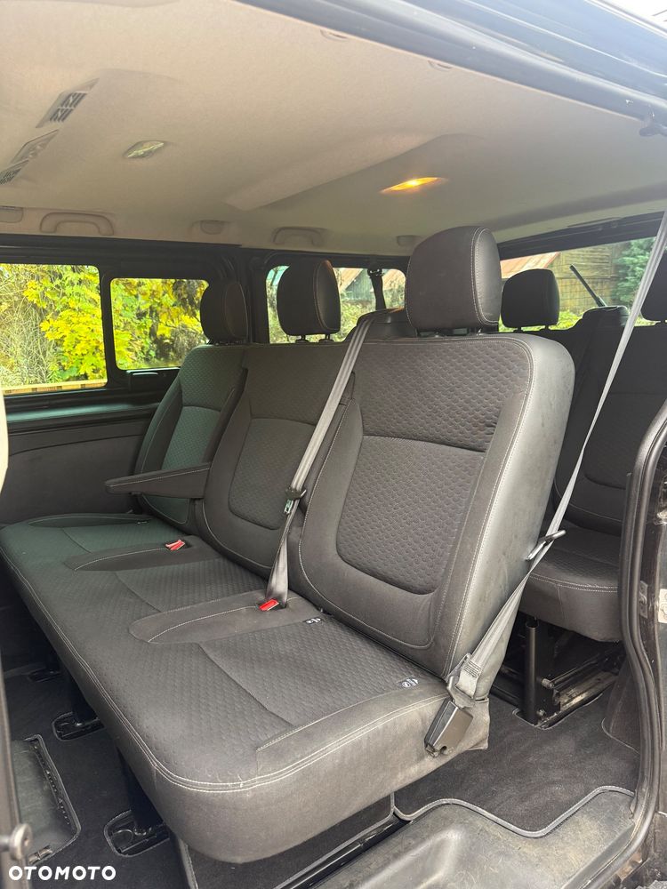 Opel Vivaro - 8