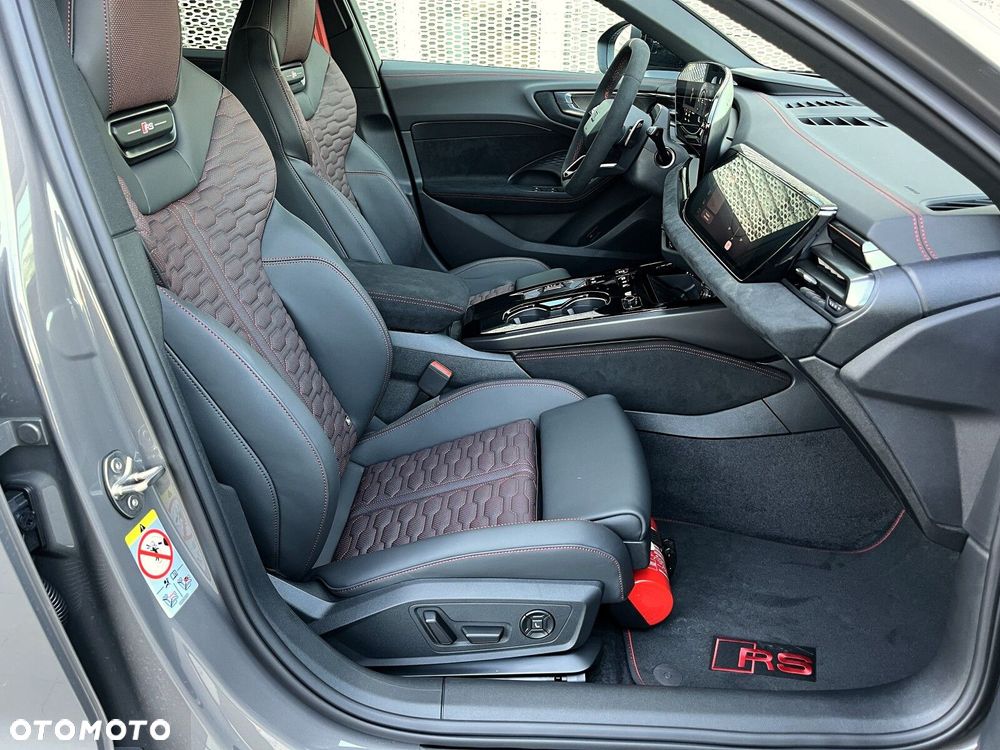 Audi RS5 Avant - 26