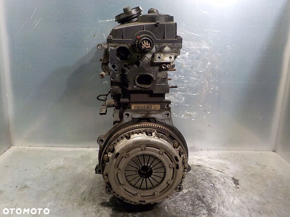 MITSUBISHI OUTLANDER GRANDIS SILNIK 2.0 DI-D BSY - 3