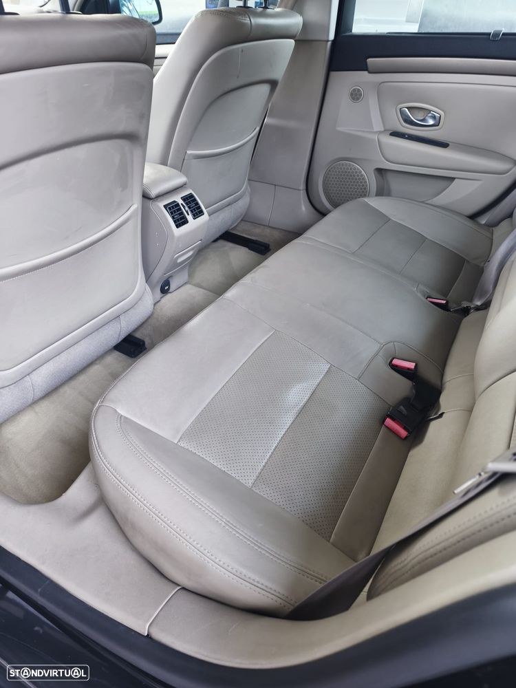 Renault Laguna 2.0 dCi Dynamique - 15