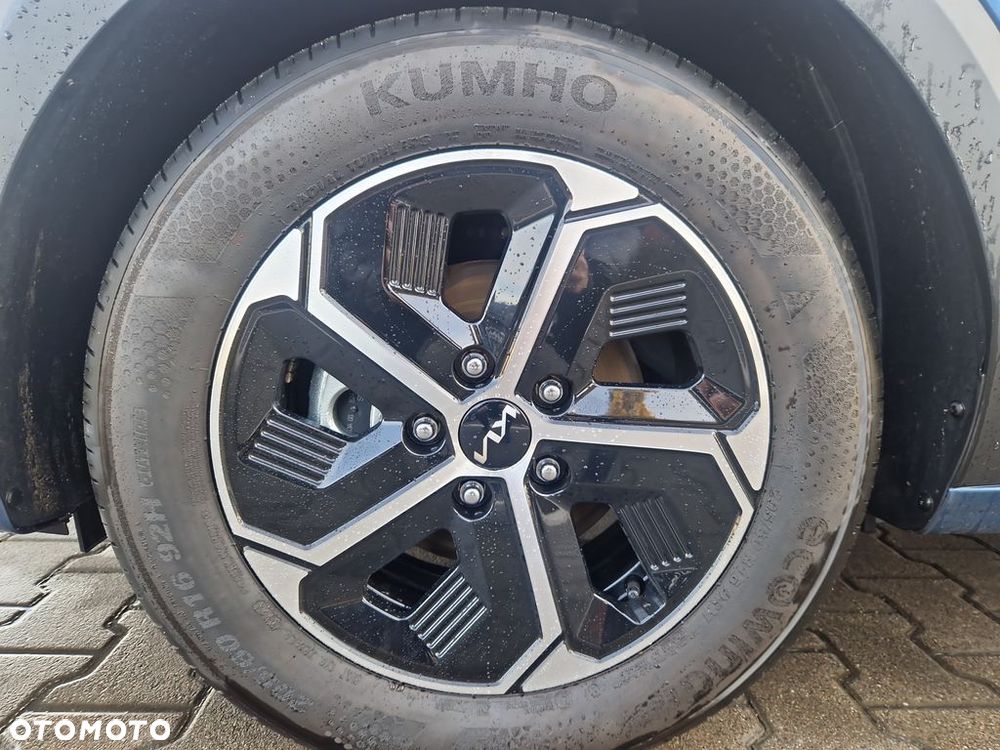 Kia Niro 1.6 GDI Hybrid M - 37