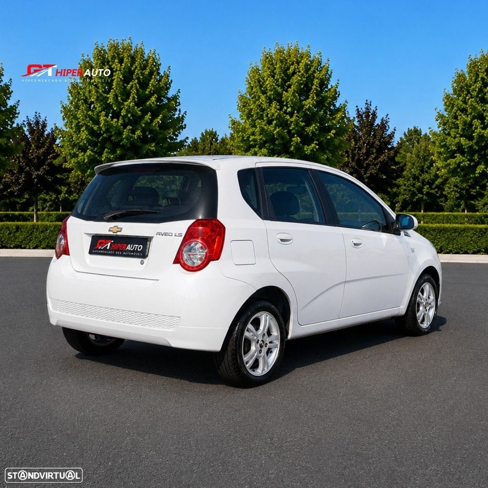 Chevrolet Aveo 1.2 L - 5