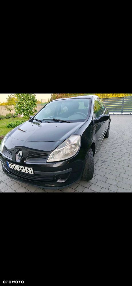 Renault Clio - 1