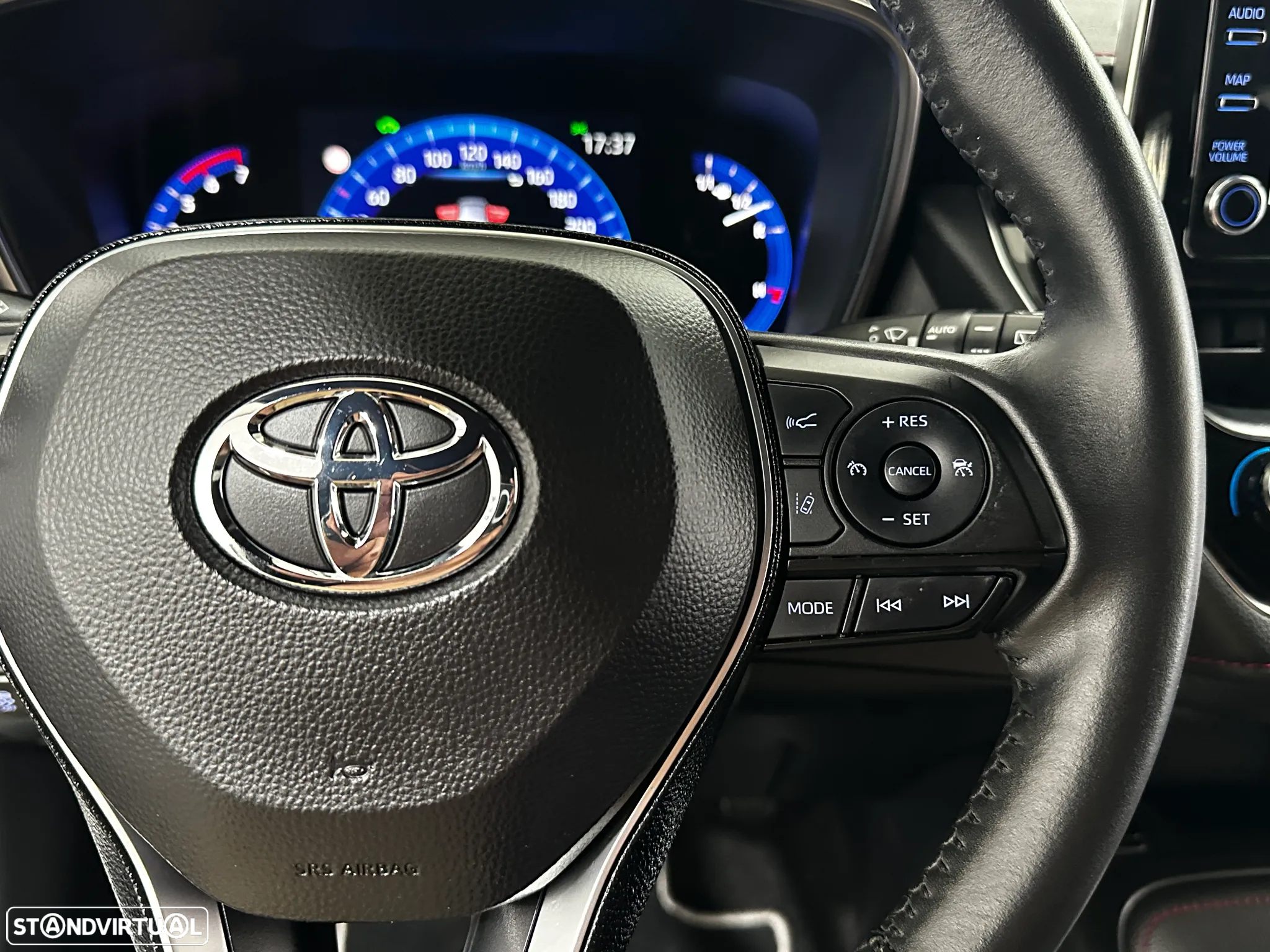 Toyota Corolla Touring Sports 1.8 Hybrid Exclusive - 23
