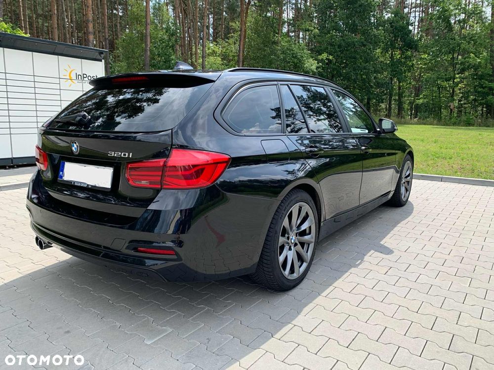 BMW Seria 3 320i Advantage - 7