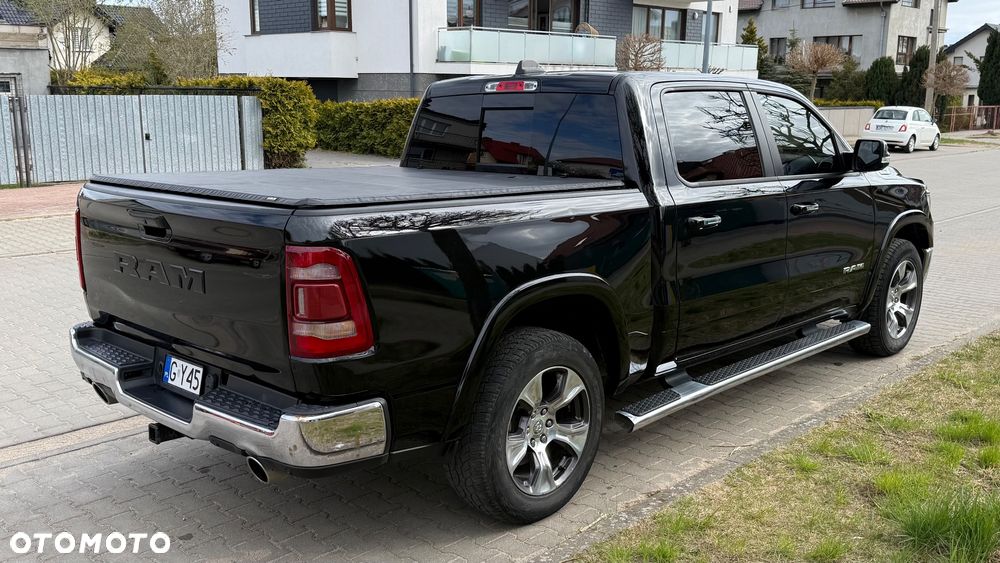 RAM 1500 Crew Cab Shortbed Laramie - 3