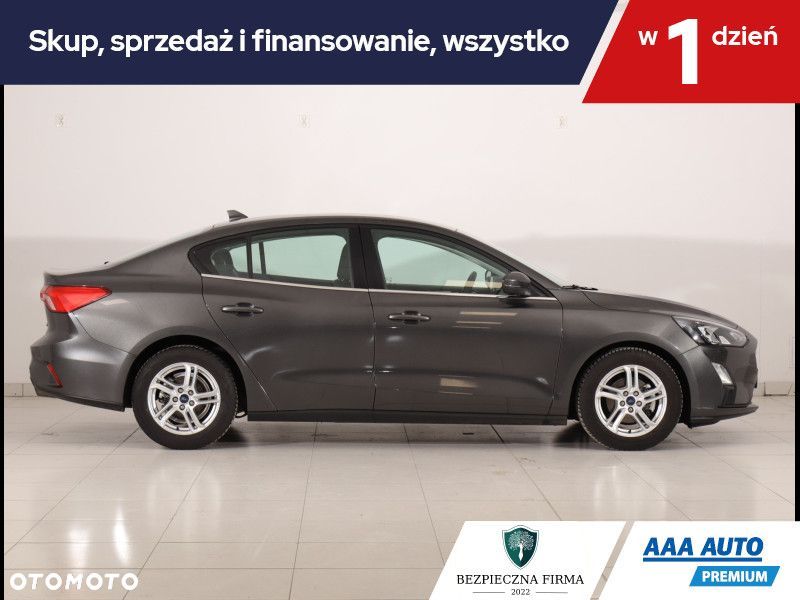 Ford Focus - 7