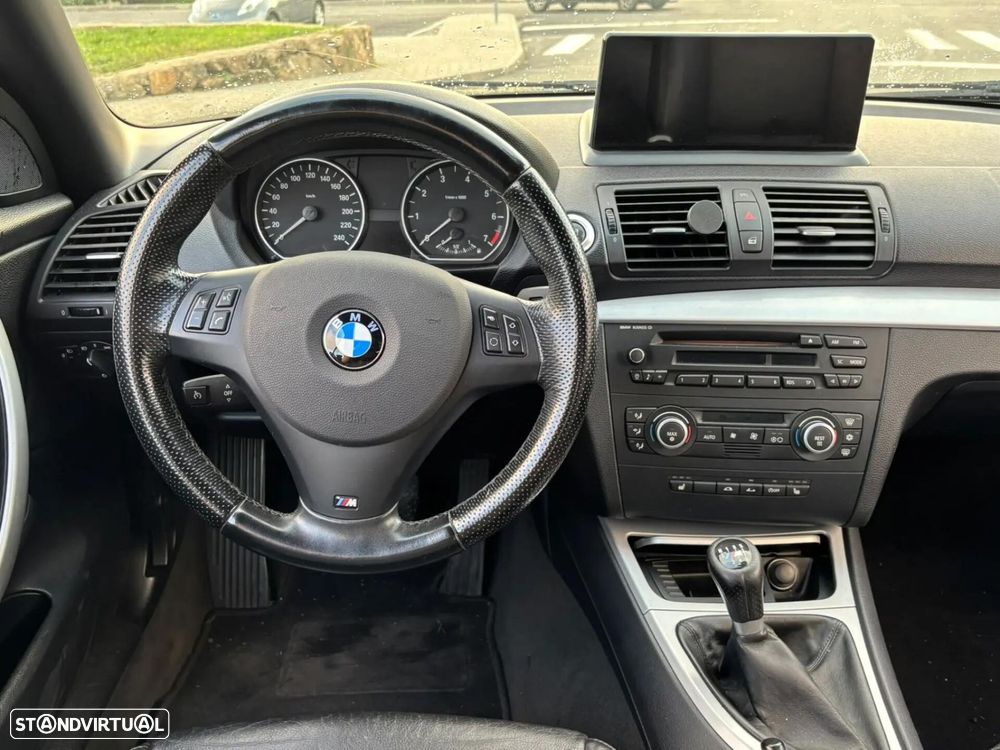 BMW 118 i - 2