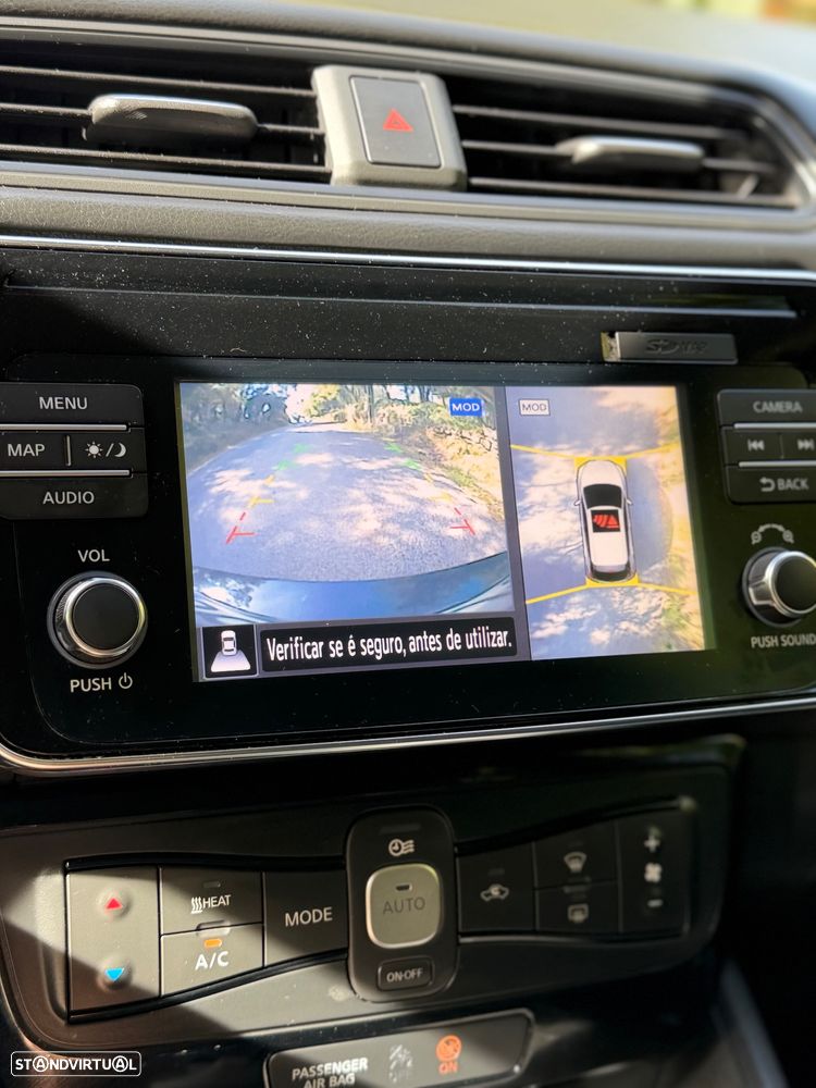 Nissan Leaf N-Connecta - 13