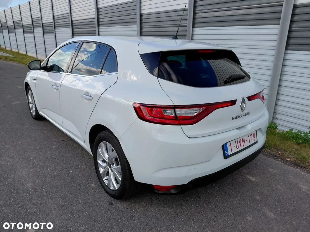 Renault Megane 2018 photo 3