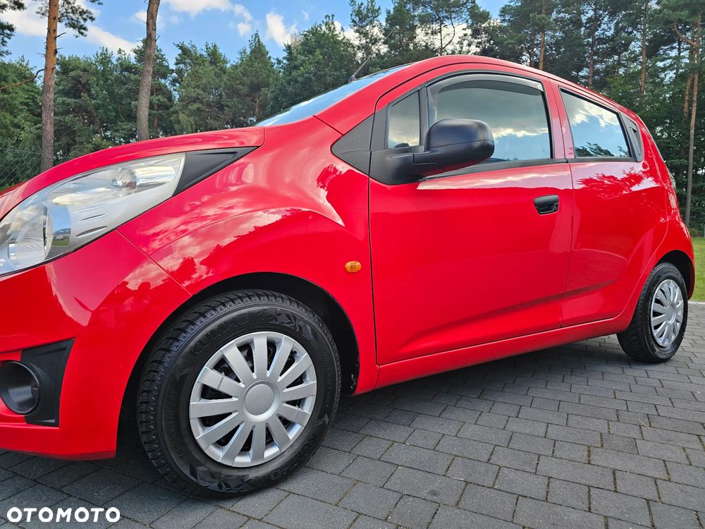 Chevrolet Spark 1.0 LS - 36
