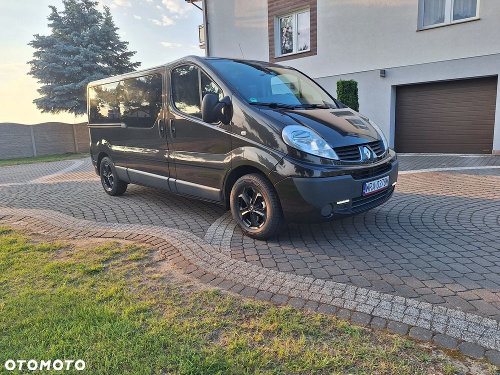 Renault Trafic FAP Grand Passenger Black Edition - 1