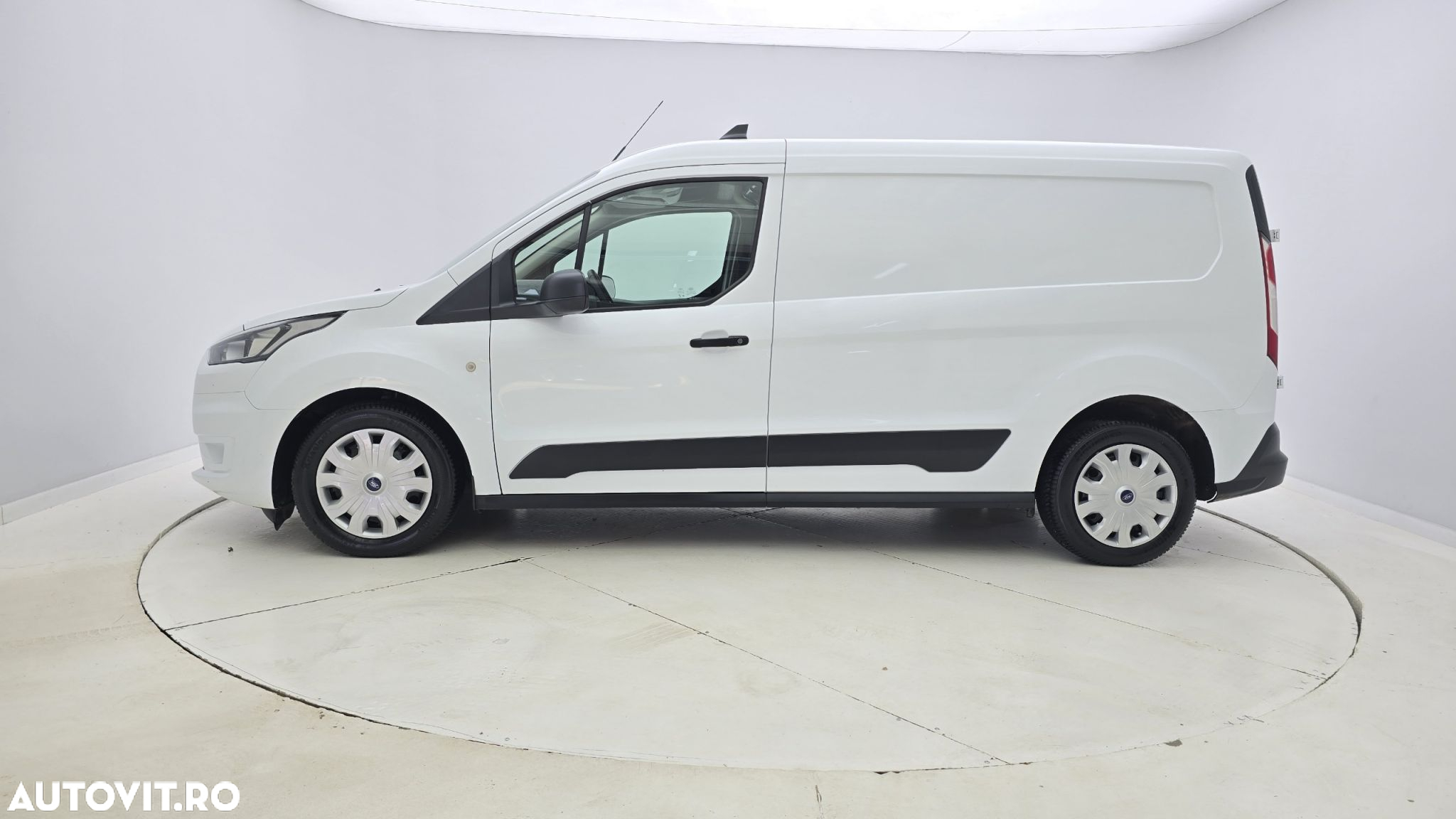 Ford Transit Connect - 9