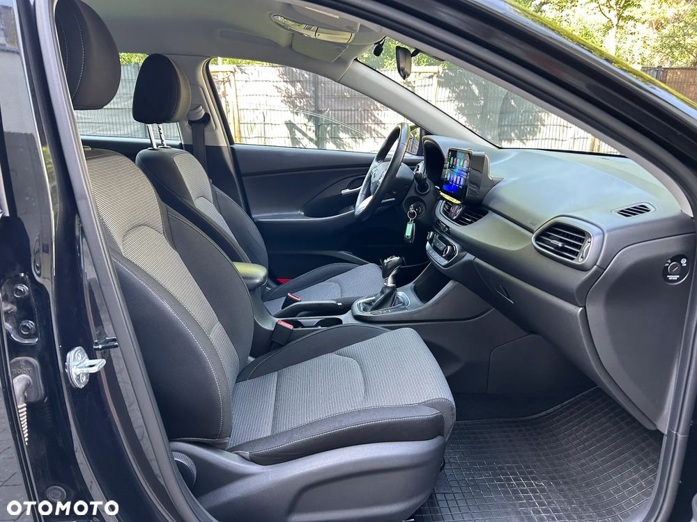 Hyundai i30 1.5 DPI Modern - 8