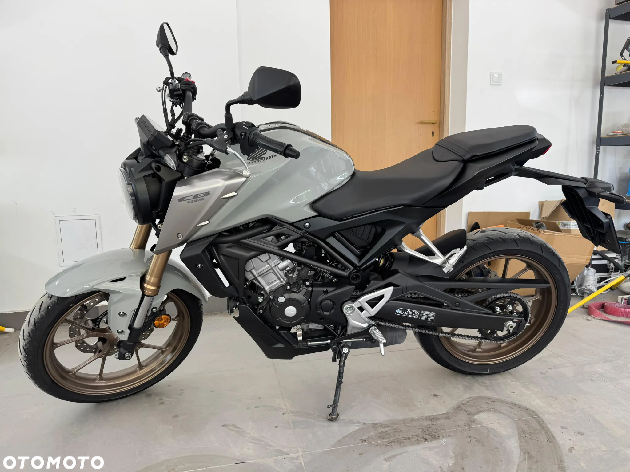Honda CB - 11
