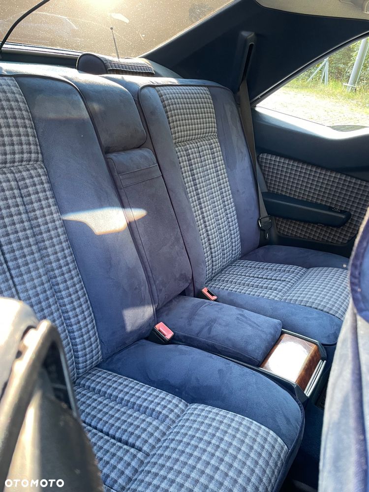 Mercedes-Benz W124 (1984-1993) - 17