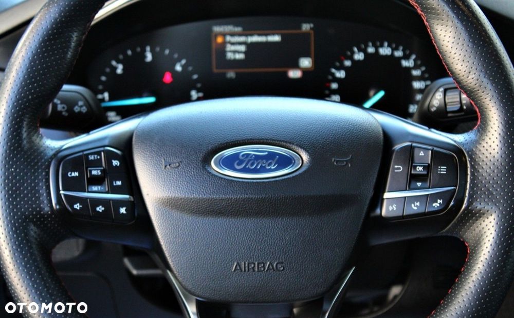 Ford Focus - 24