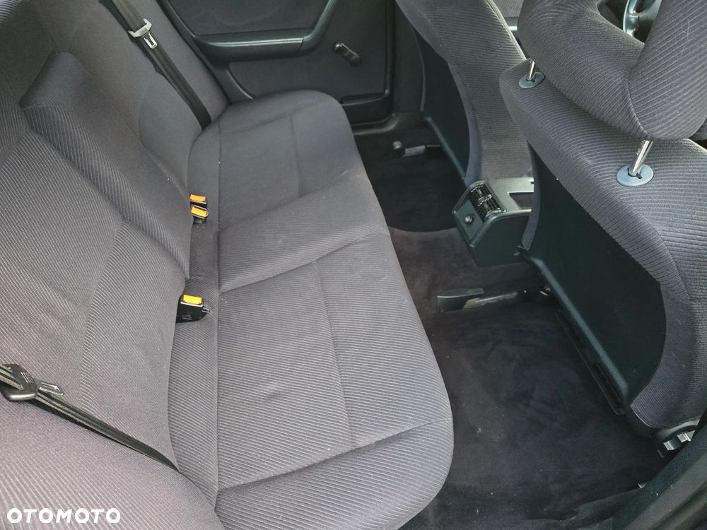 Audi 100 2.6 E - 26