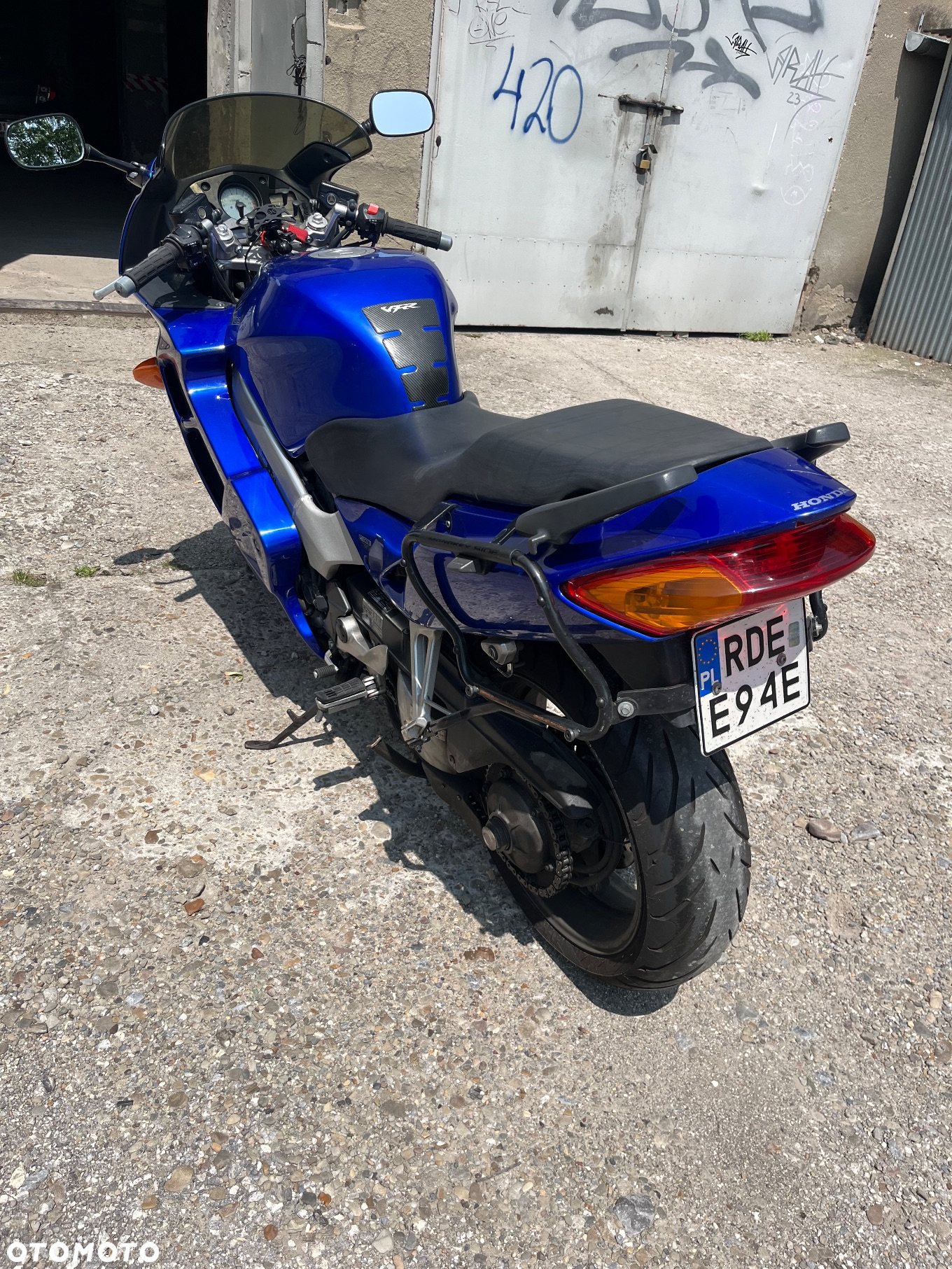 Honda VFR - 7