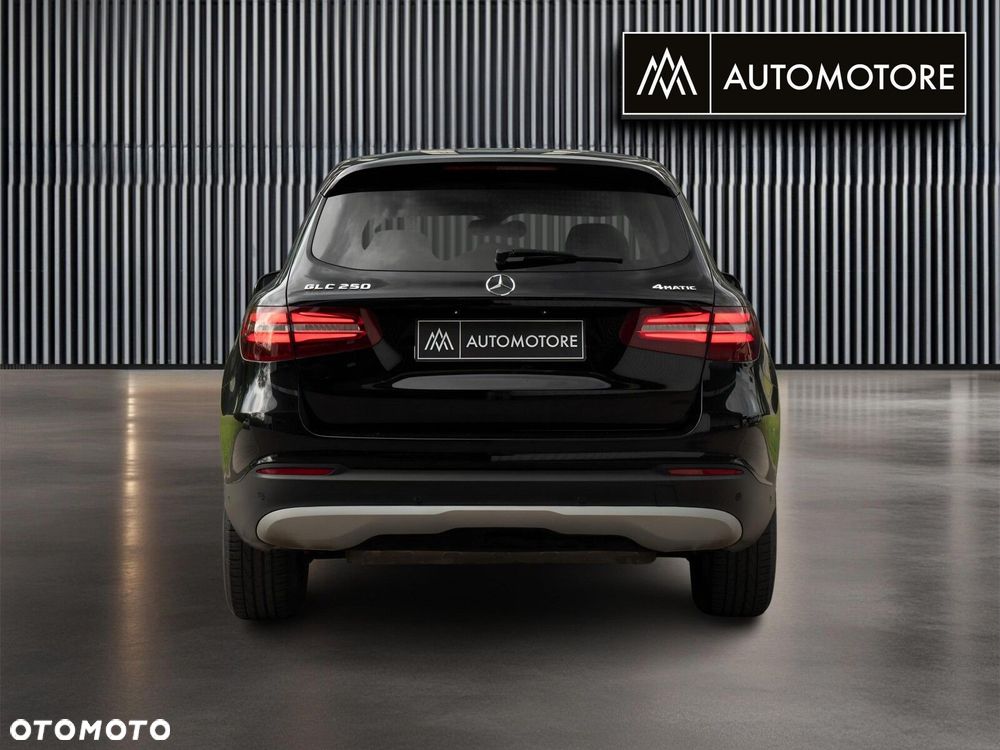 Mercedes-Benz GLC - 7