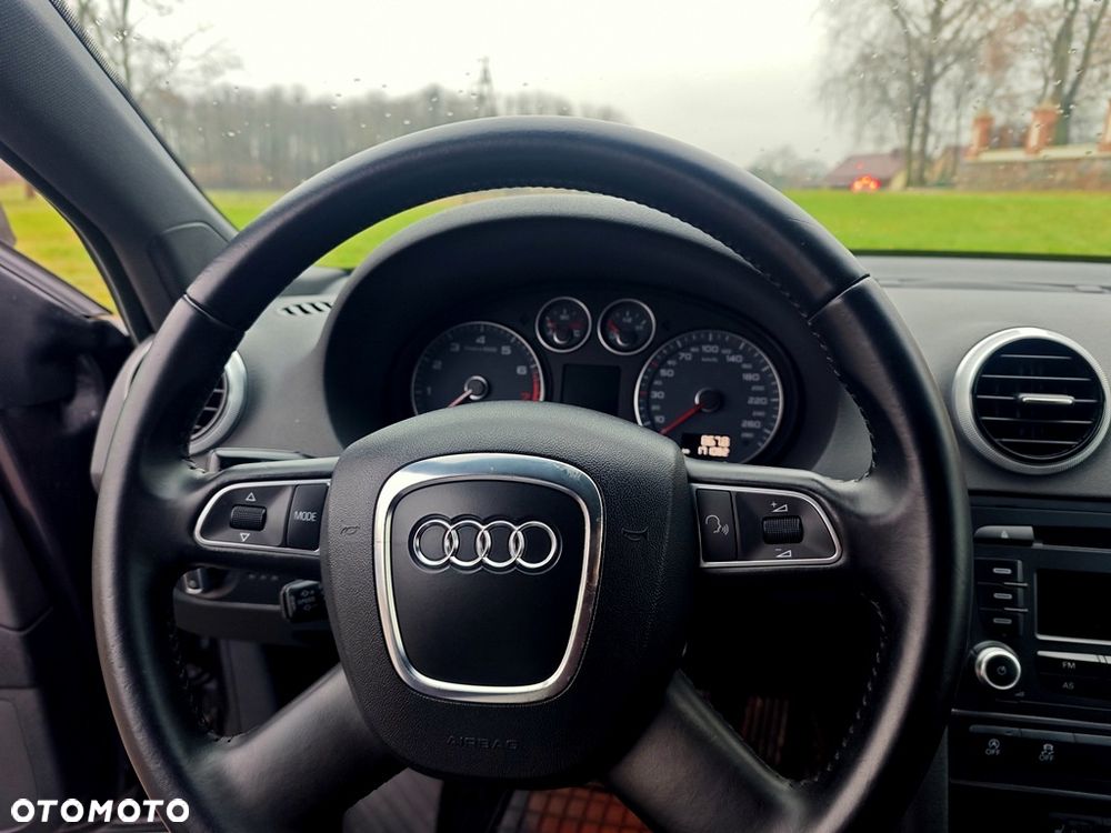 Audi A3 Sportback 1.2 TFSI Attraction - 35