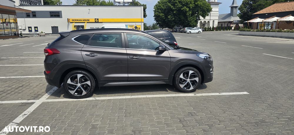 Hyundai Tucson 2.0 CRDI 4WD 6AT Luxury Pack+ - 8