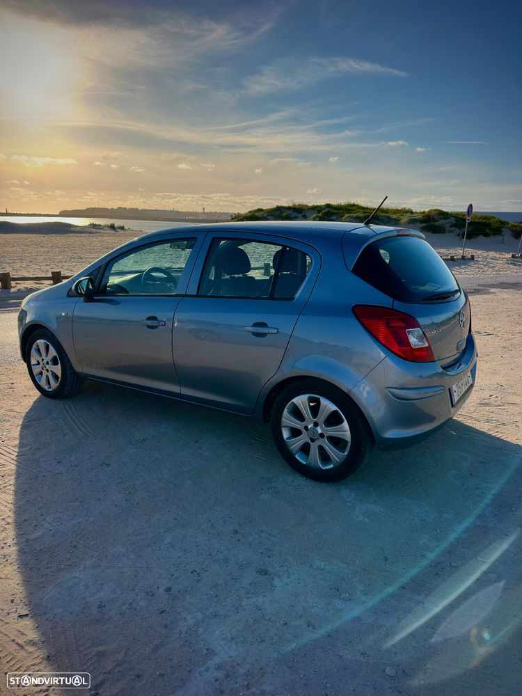 Opel Corsa 1.3 CDTI Enjoy EcoFLEX - 3