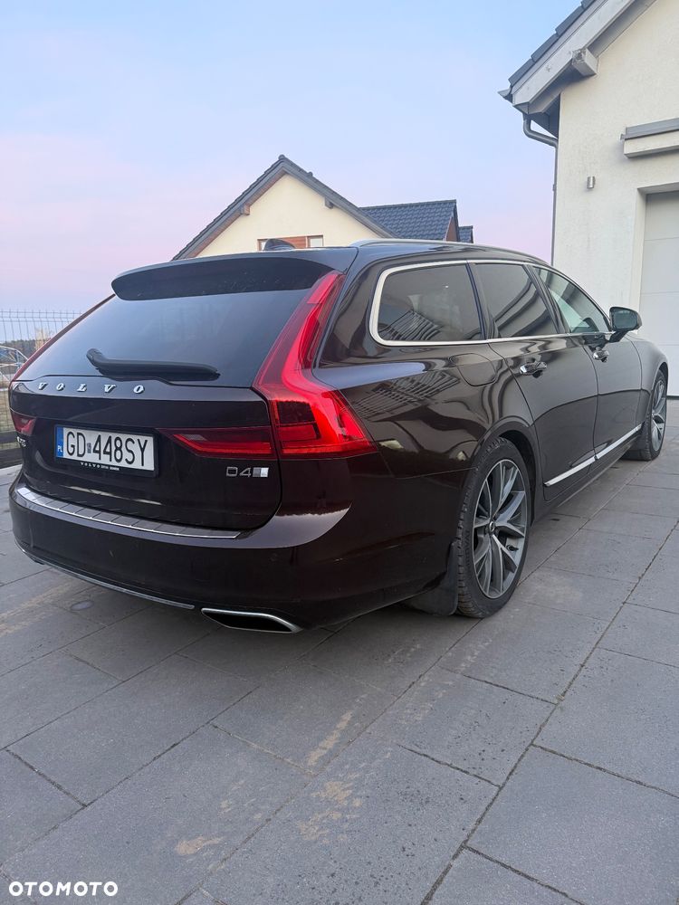 Volvo V90 D4 Inscription - 3