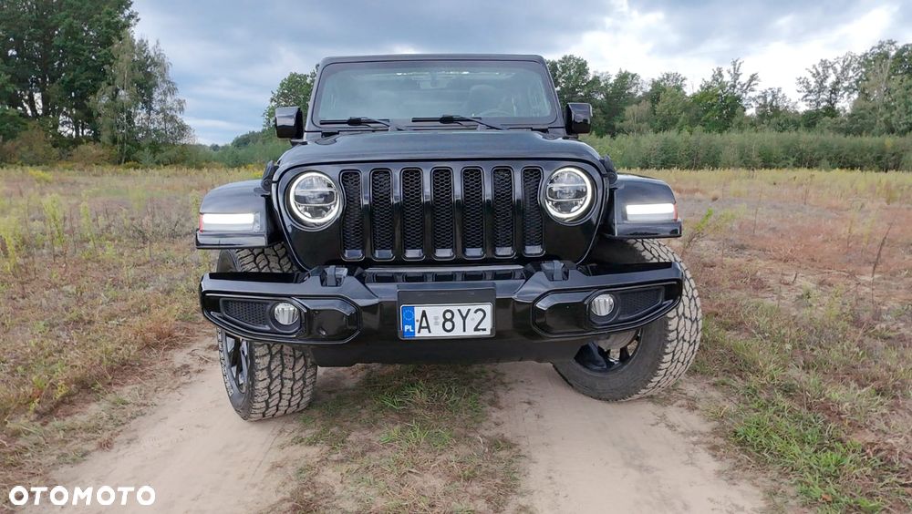 Jeep Wrangler - 12