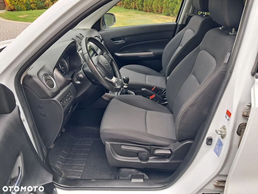 Suzuki Vitara - 20