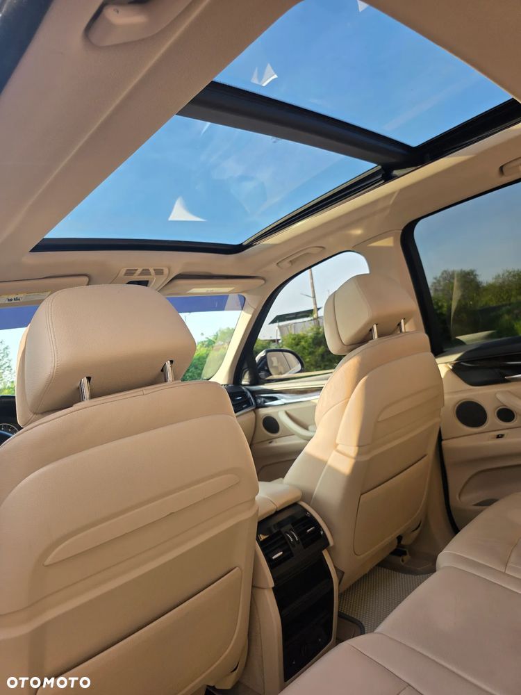 BMW X5 3.5i xDrive - 26