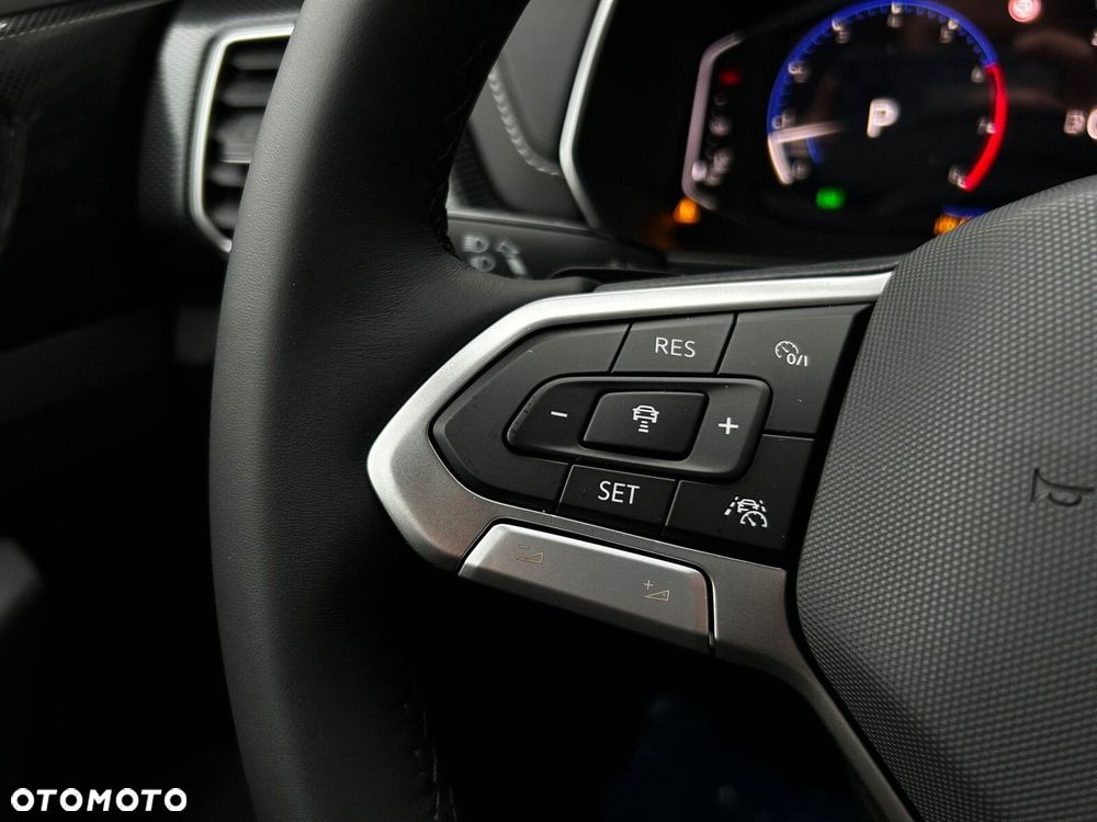 Volkswagen T-Cross - 10