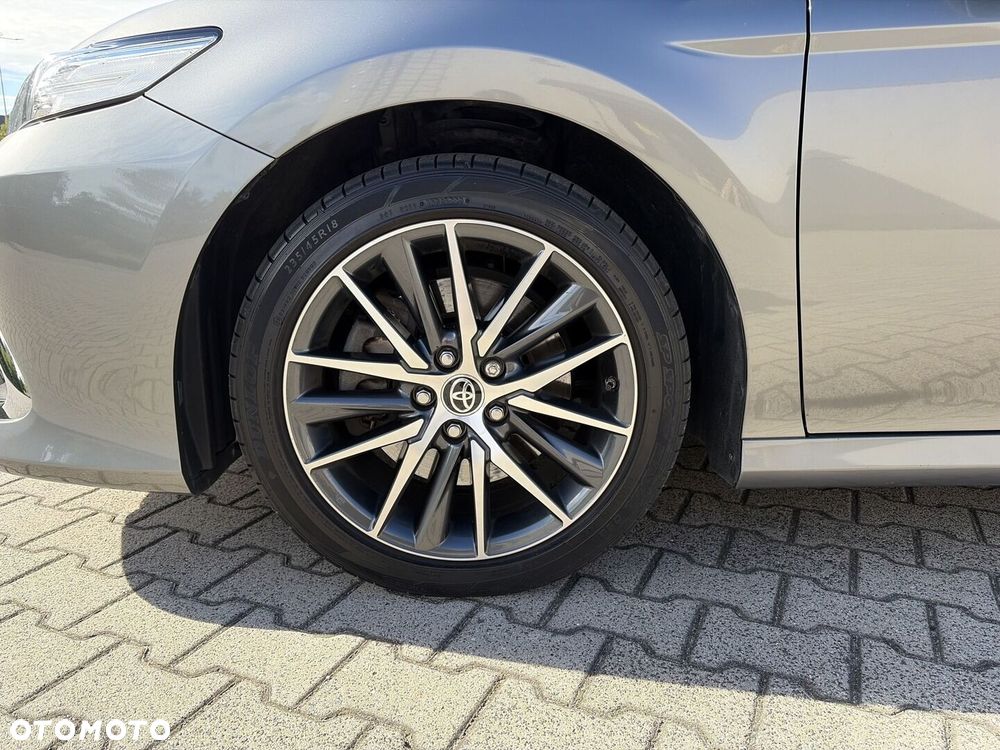 Toyota Camry 2.5 Hybrid Executive CVT - 31