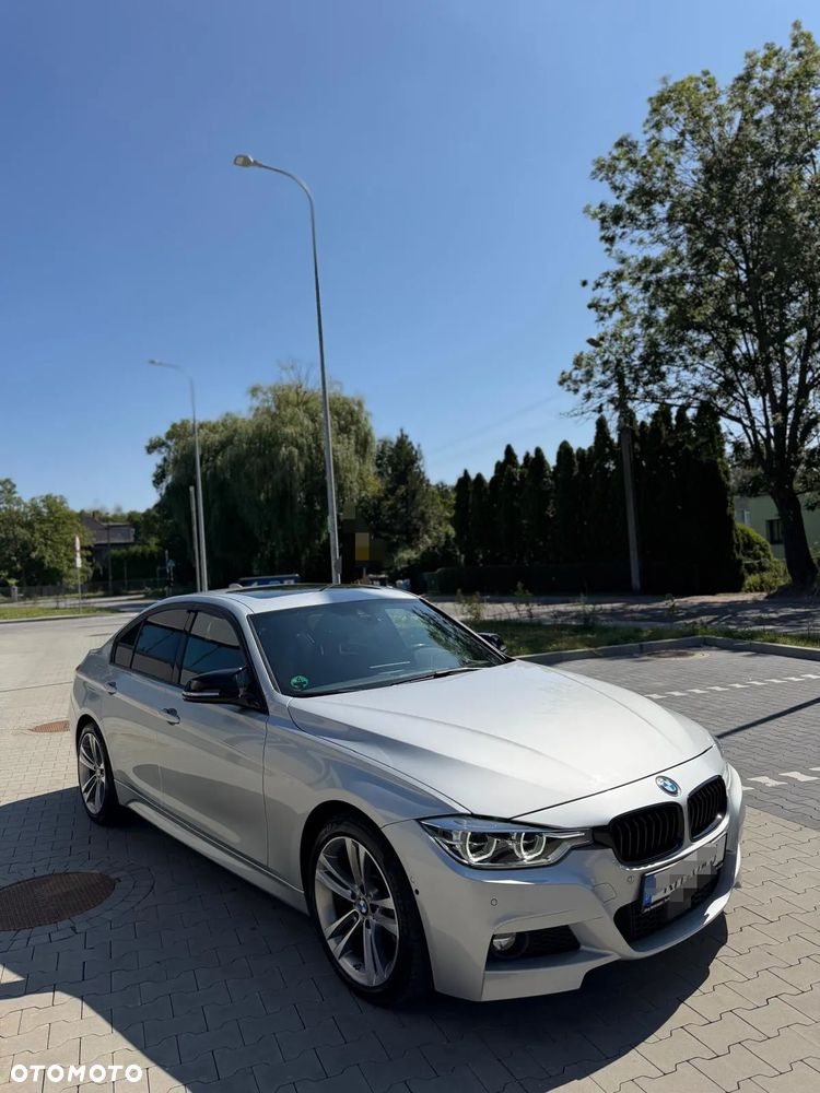 BMW Seria 3 330i xDrive Edition M Sport Shadow - 8