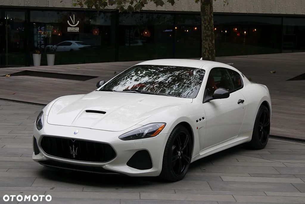 Maserati GranTurismo MC - 1