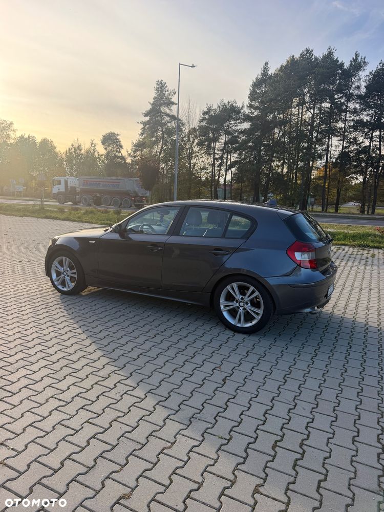 BMW Seria 1 120d - 11