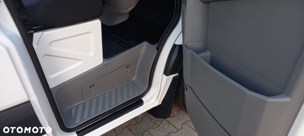 Volkswagen Crafter - 8