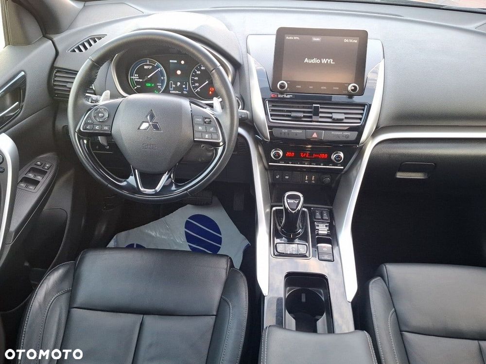 Mitsubishi Eclipse Cross - 8