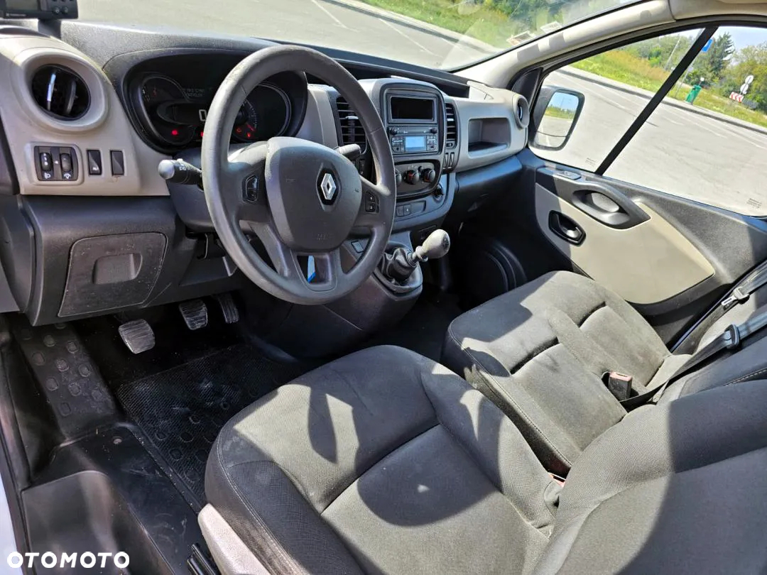 Renault Trafic - 19