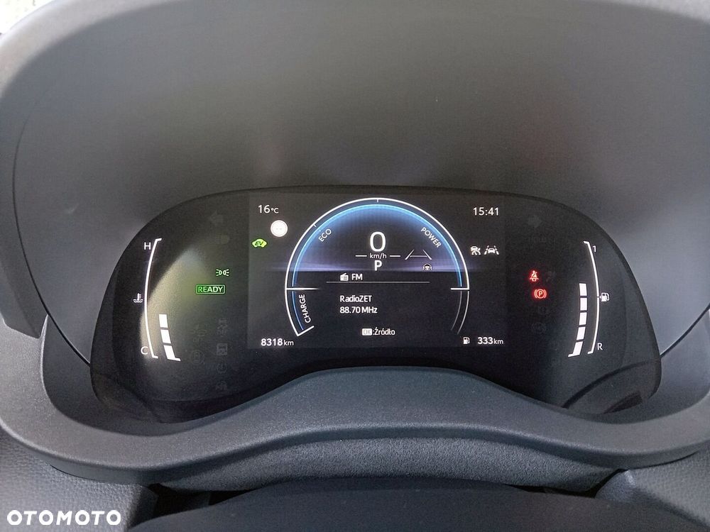 Toyota Yaris Hybrid 1.5 Style - 13