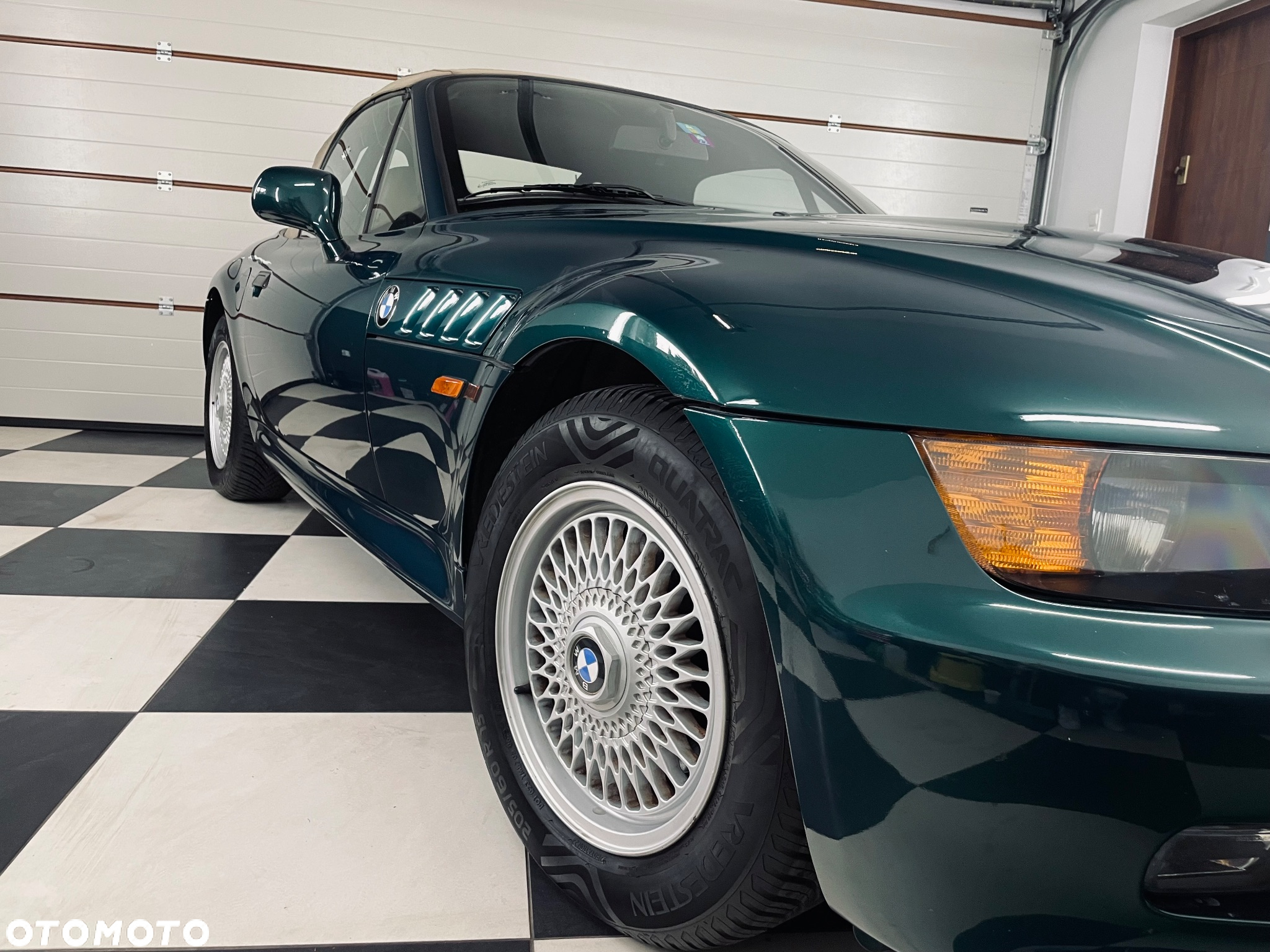 BMW Z3 1.8 - 12