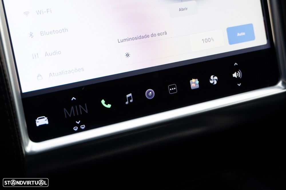 Tesla Model S Long Range AWD - 27