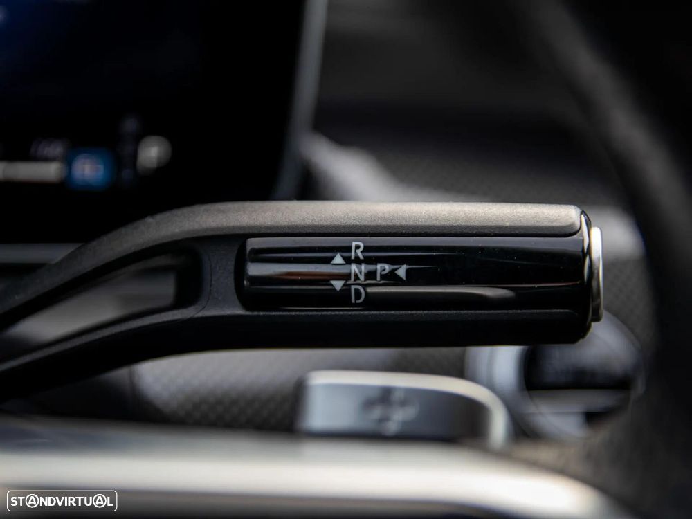 Mercedes-Benz C 300 e T 9G-TRONIC AMG Line - 25