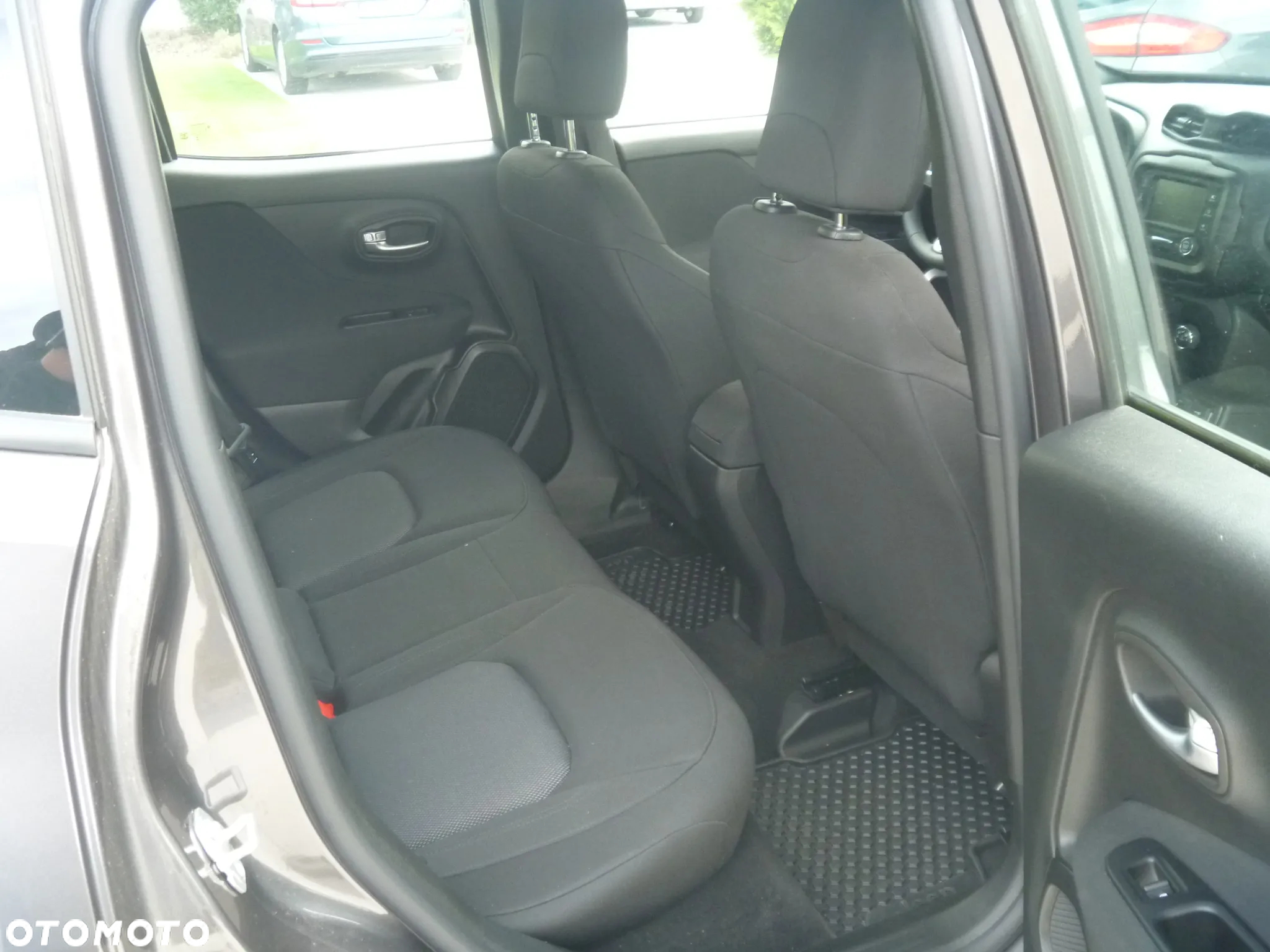 Jeep Renegade 1.0 GSE T3 Turbo Sport FWD S&S - 16