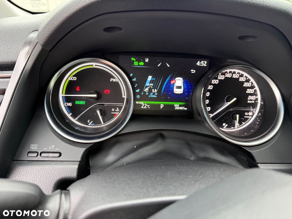 Toyota Camry 2.5 Hybrid Comfort CVT - 8