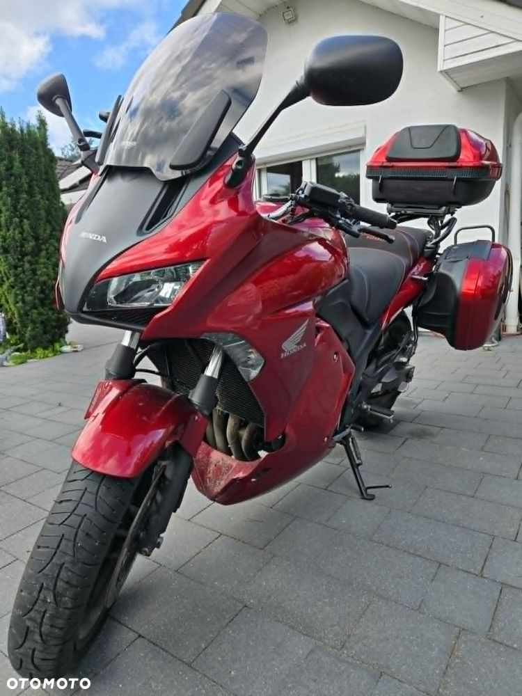 Honda CBF - 1